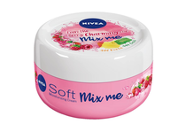        Nivea Soft Mix Me Berry Charming